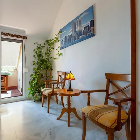 Marina Apartment *